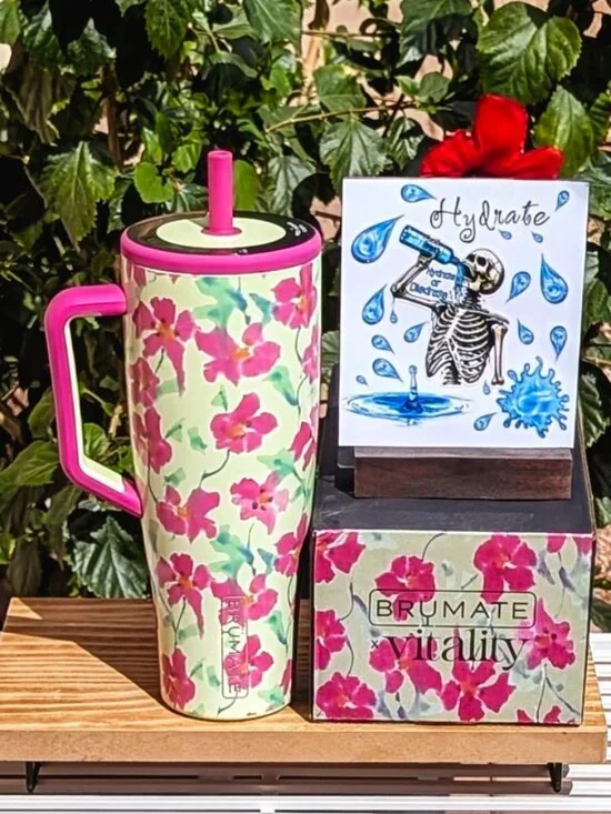 BrüMate Era 40oz in Hibiscus! Limited Edition! NIB! 🌺 - Picture 3 of 9